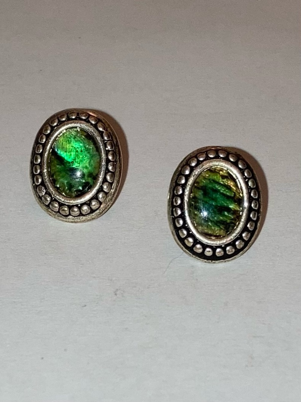 Vintage Green Abalone Shell Cats Eye Oval Stud Earrings with Beaded Silver Frame